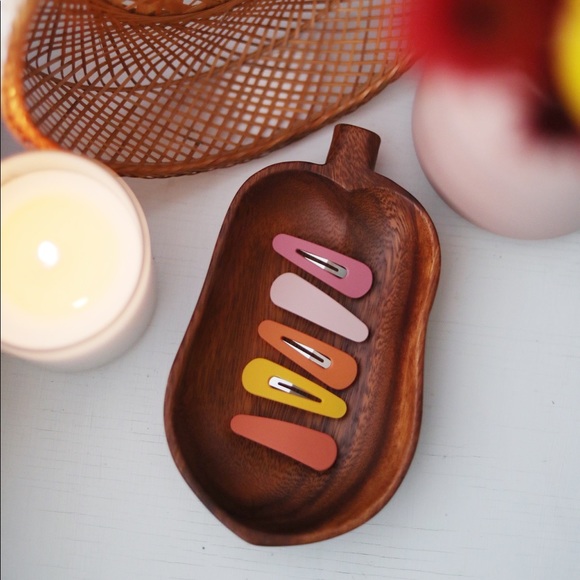 Set of 2 Vintage Monkey Pod Wooden Bowls - Picture 2 of 5